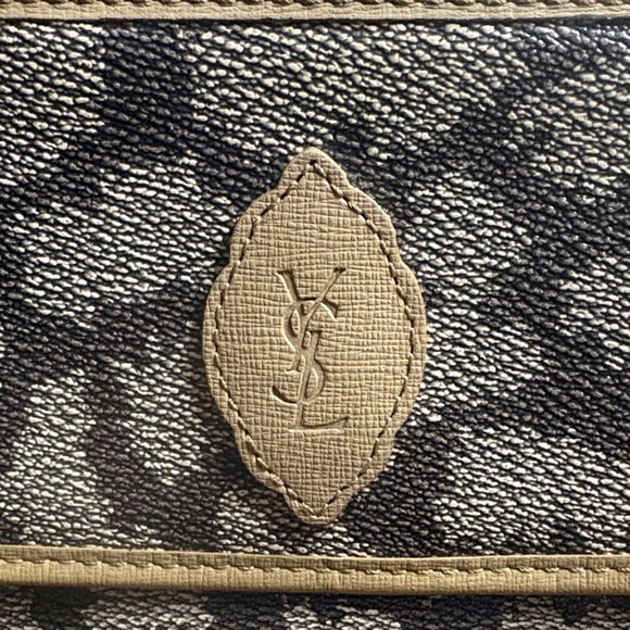 YSL Leopard Print Leather Clutch - Picture 2 of 8